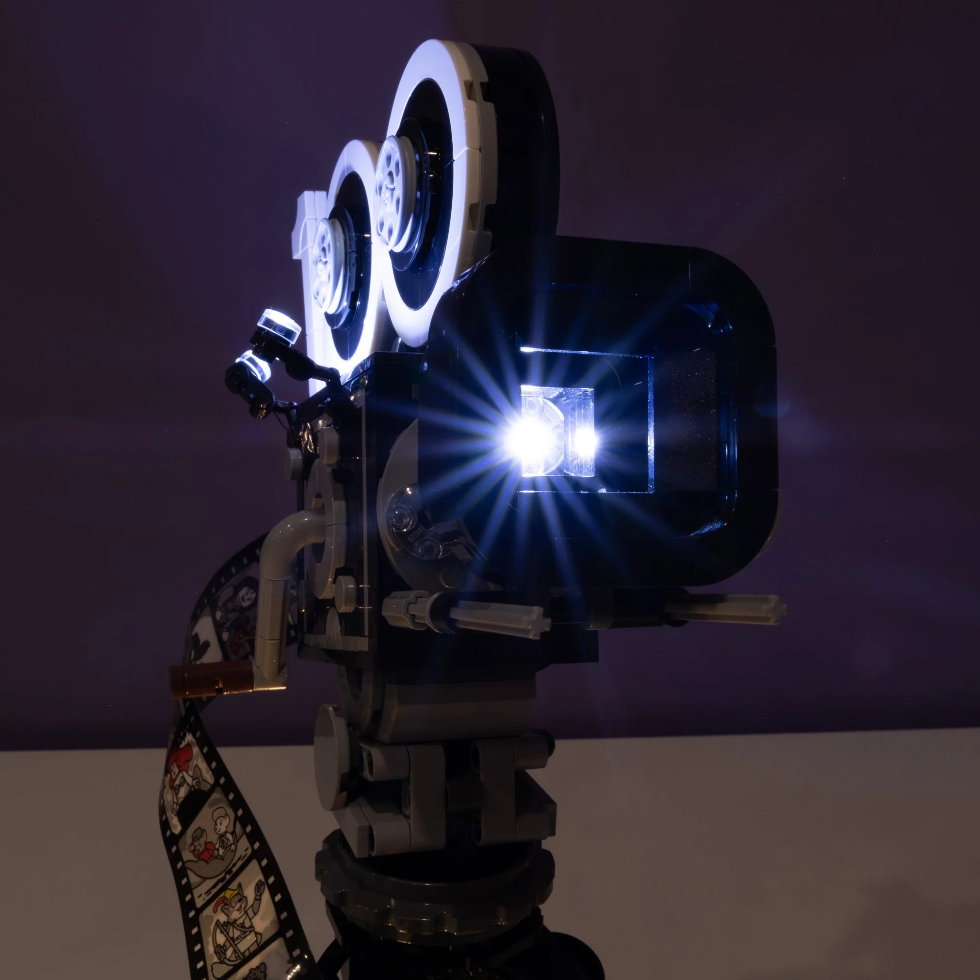 LEGO® Disney Walt Disney Tribute Camera #43230 DIY Light Bundle - Image 3