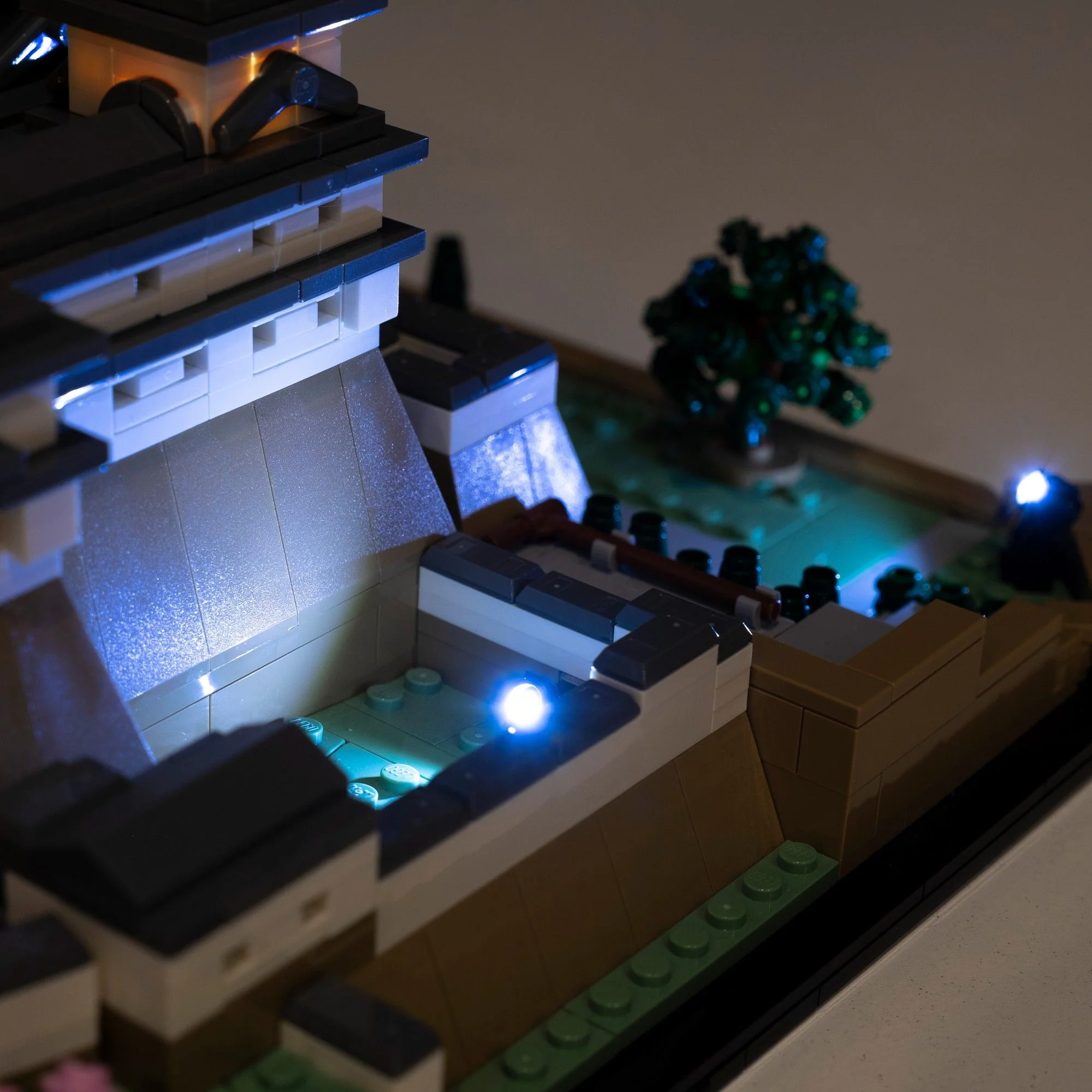 LEGO® Himeji Castle #21060 DIY Light Bundle - Image 6