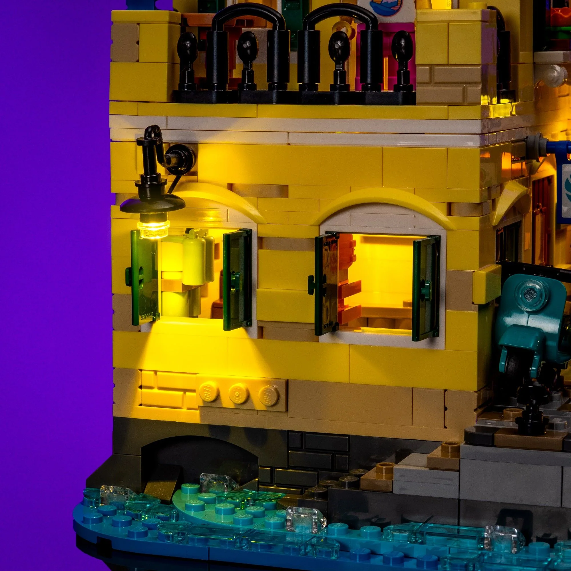 Light Kit for LEGO® Italian Riviera #21359 - Image 13
