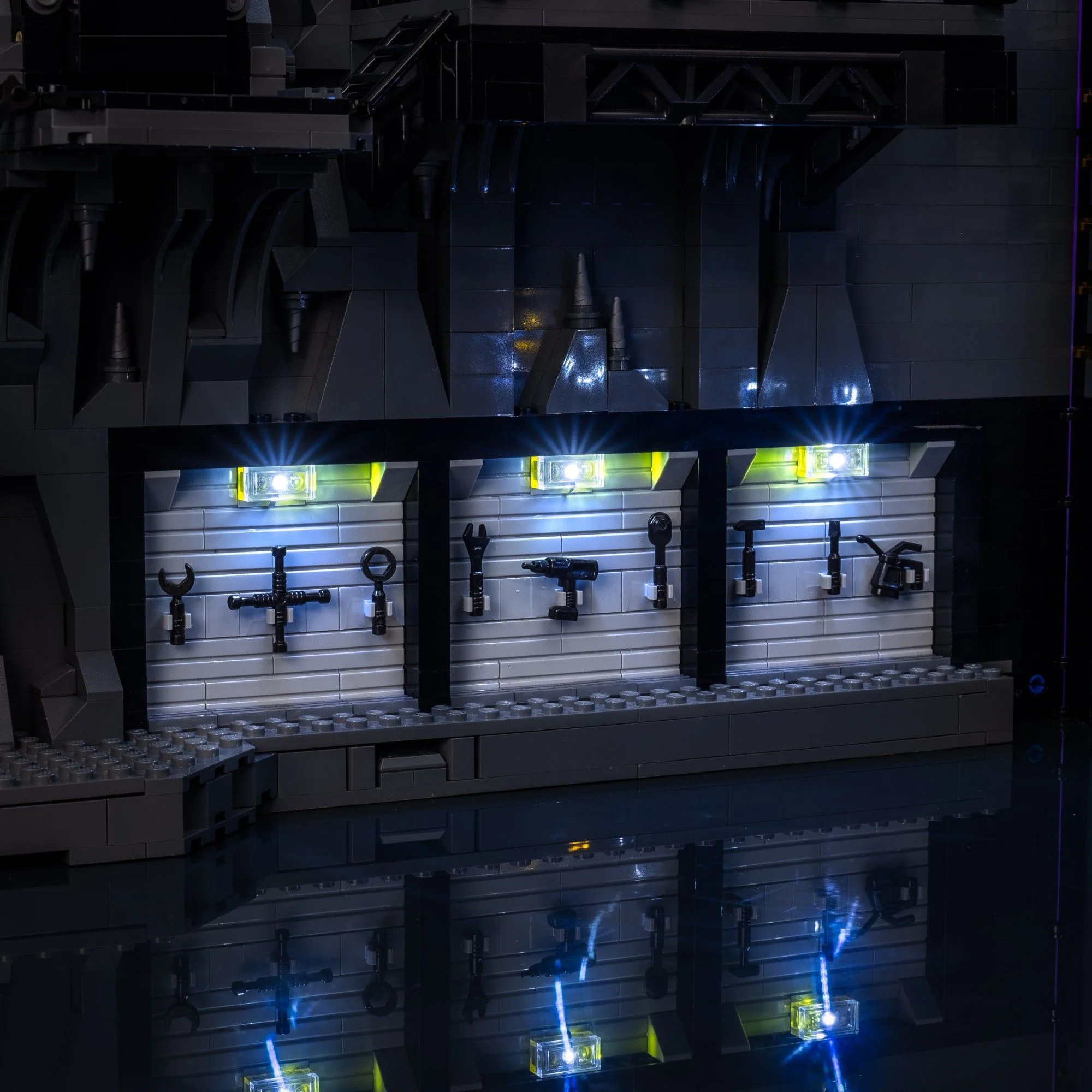 Light Kit for LEGO® Batcave™ –  Shadow Box #76252 - Image 12