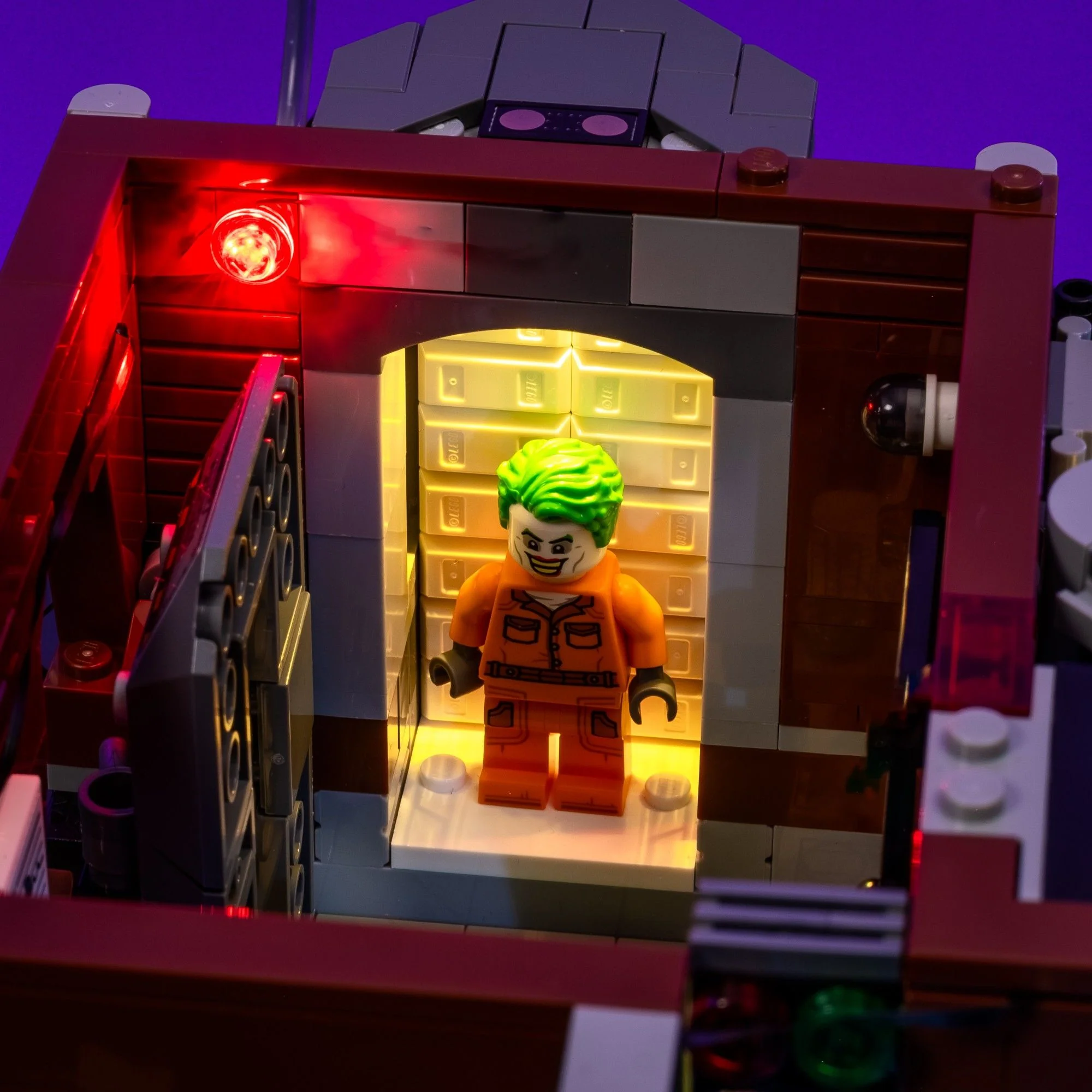 Light Kit for LEGO® Batman™: Arkham Asylum™ #76300 - Image 3