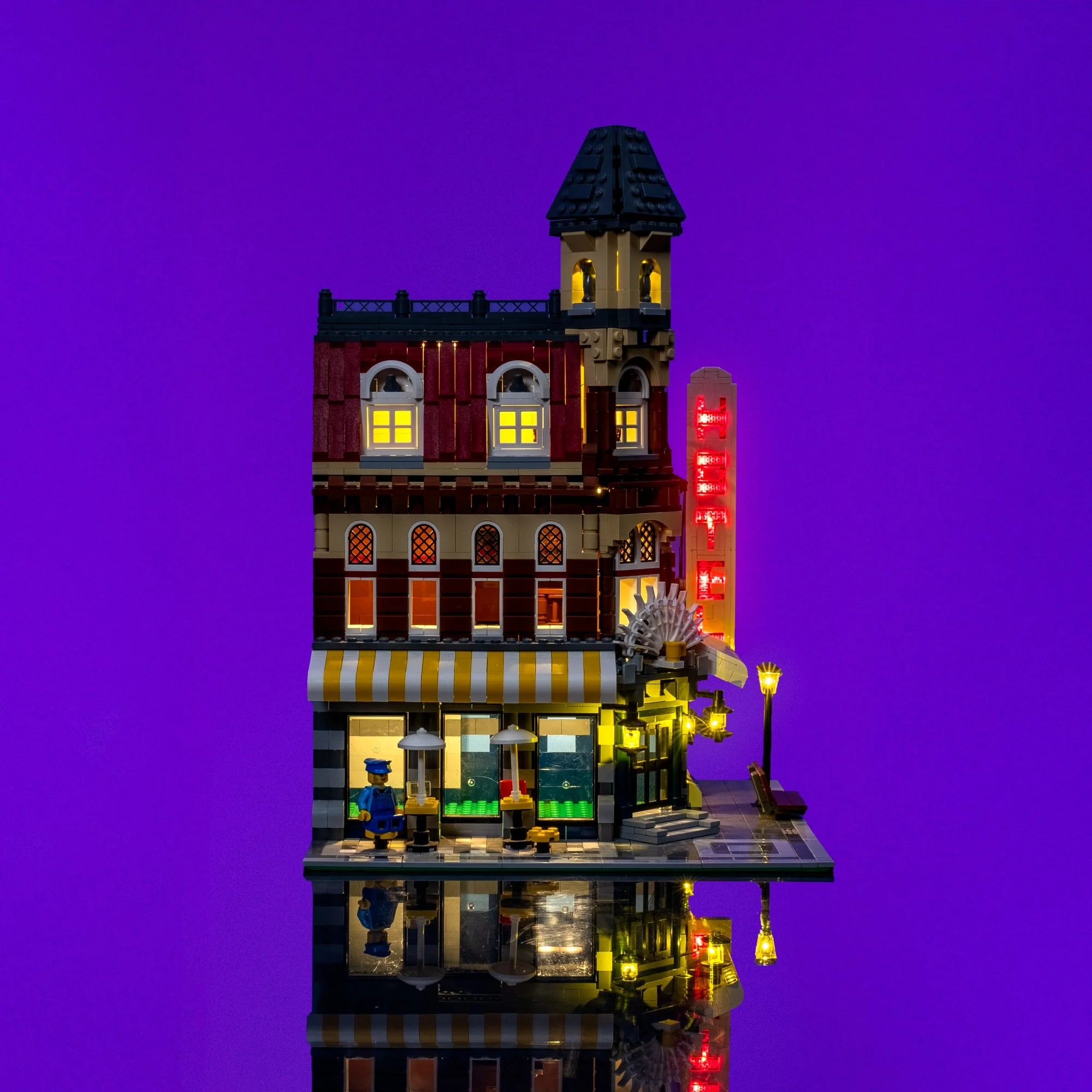 Light Kit for LEGO® Cafe Corner #10182 - Image 6