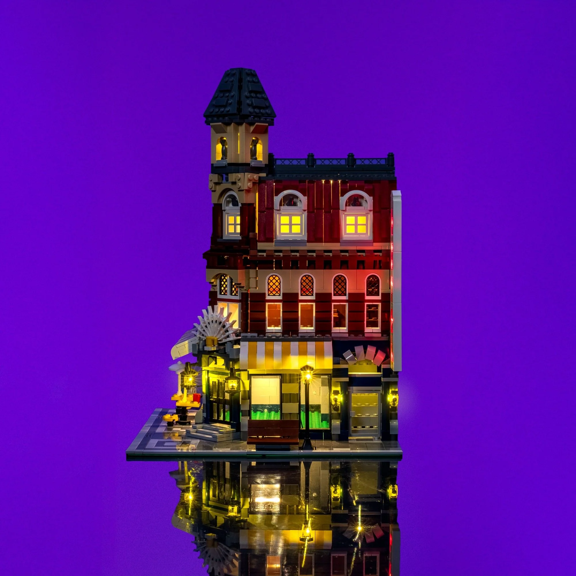 Light Kit for LEGO® Cafe Corner #10182 - Image 9