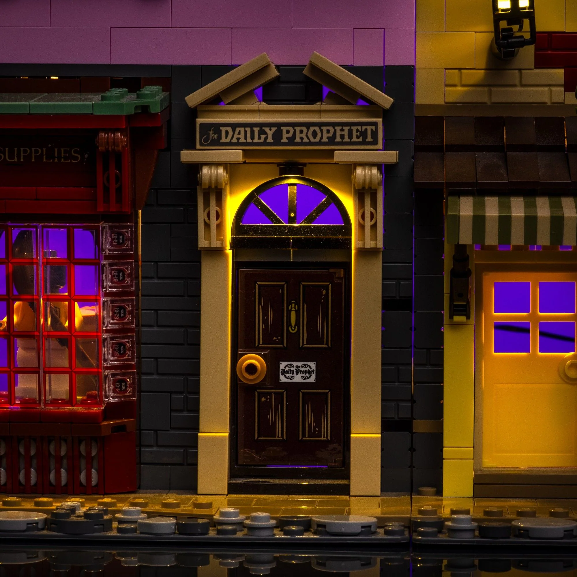 Light Kit for LEGO® Diagon Alley™ #75978 - Image 10