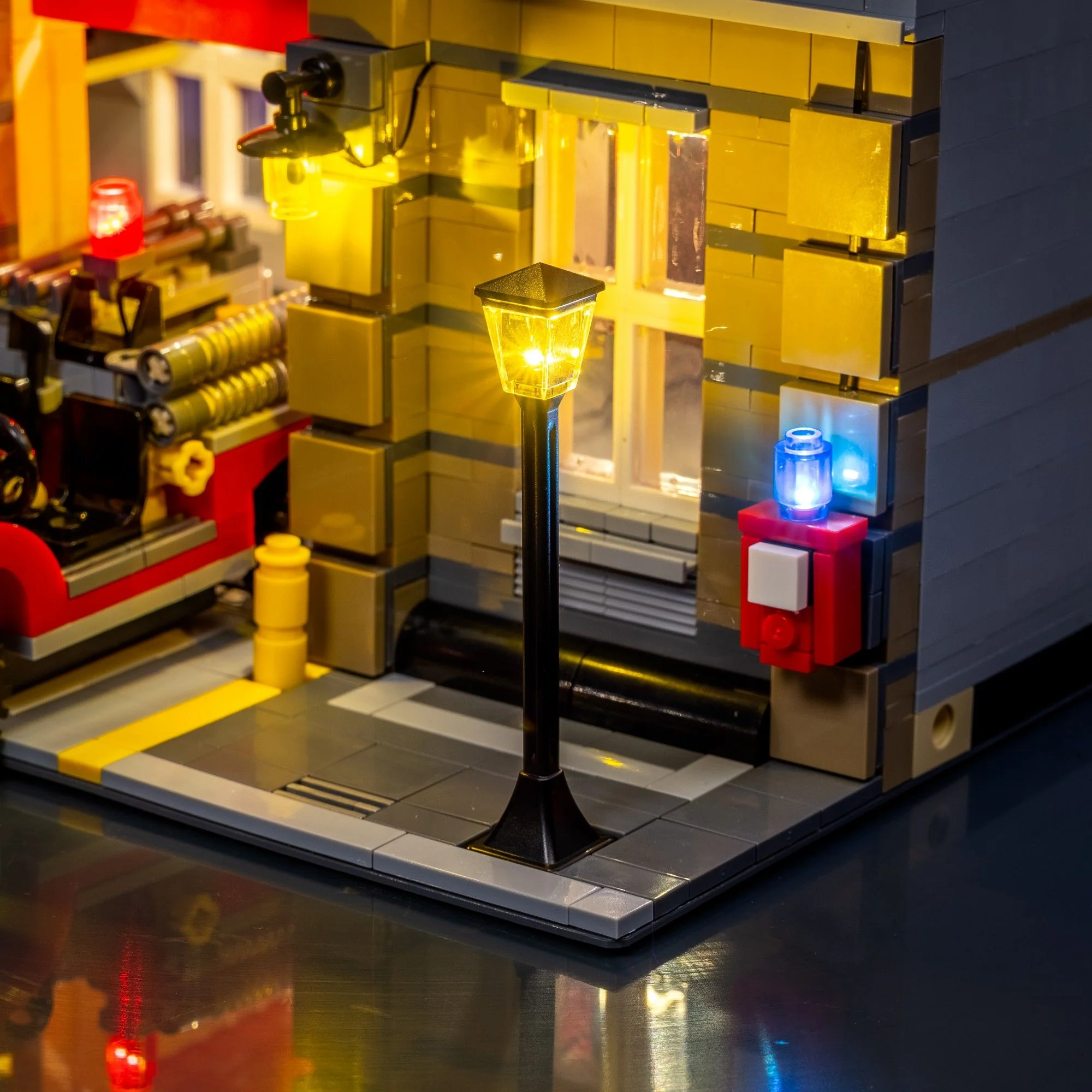 Light Kit for LEGO® Fire Brigade #10197 - Image 11