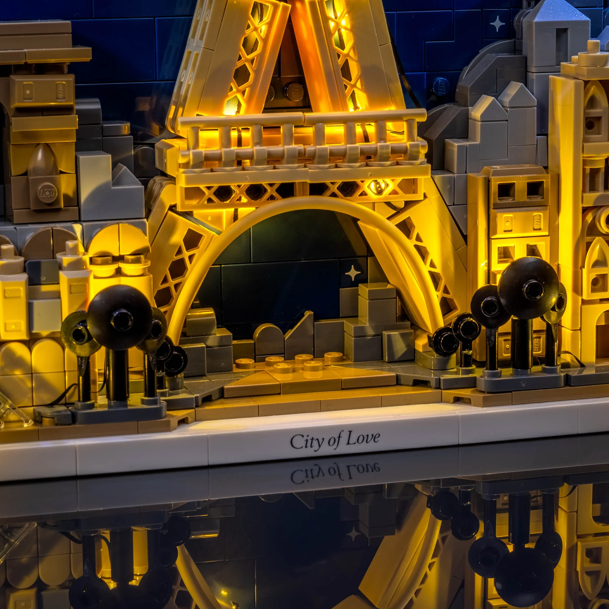 Light Kit for LEGO® Paris – City of Love #21064 - Image 9