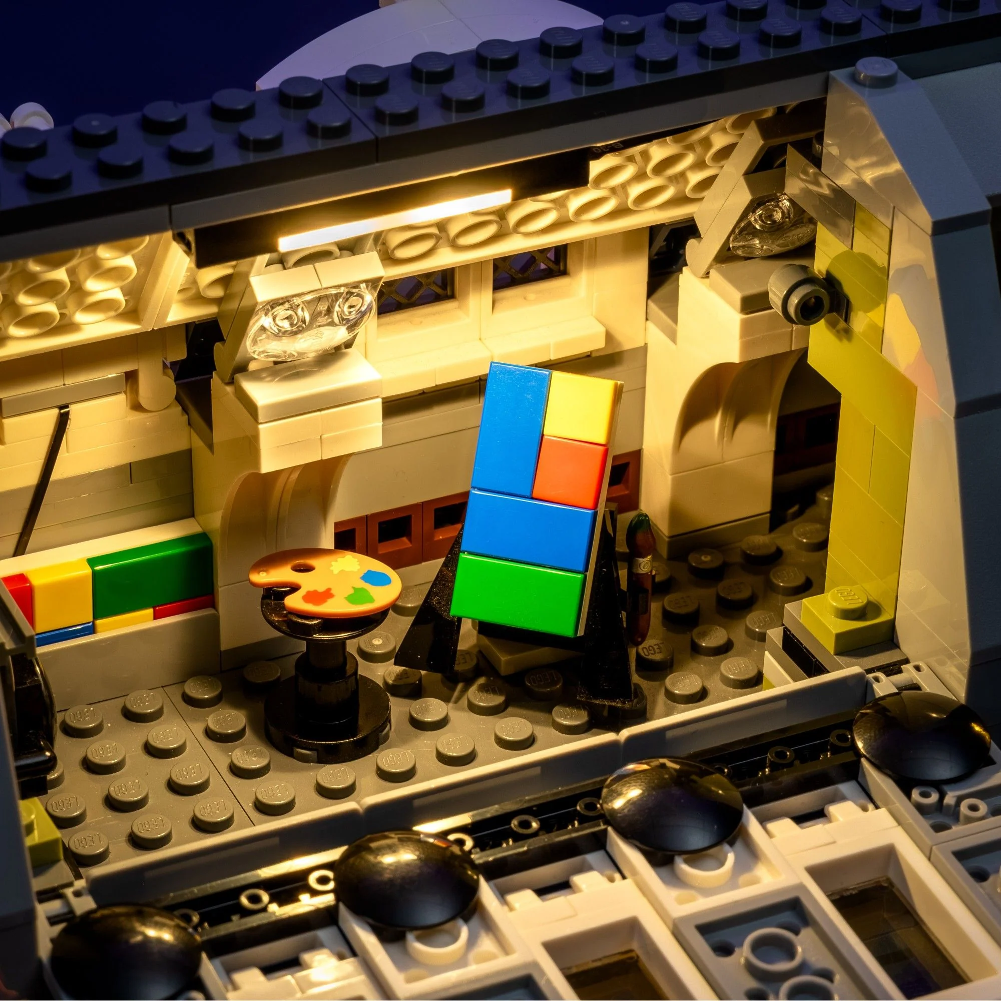Light Kit for LEGO® Parisian Restaurant #10243 - Image 13