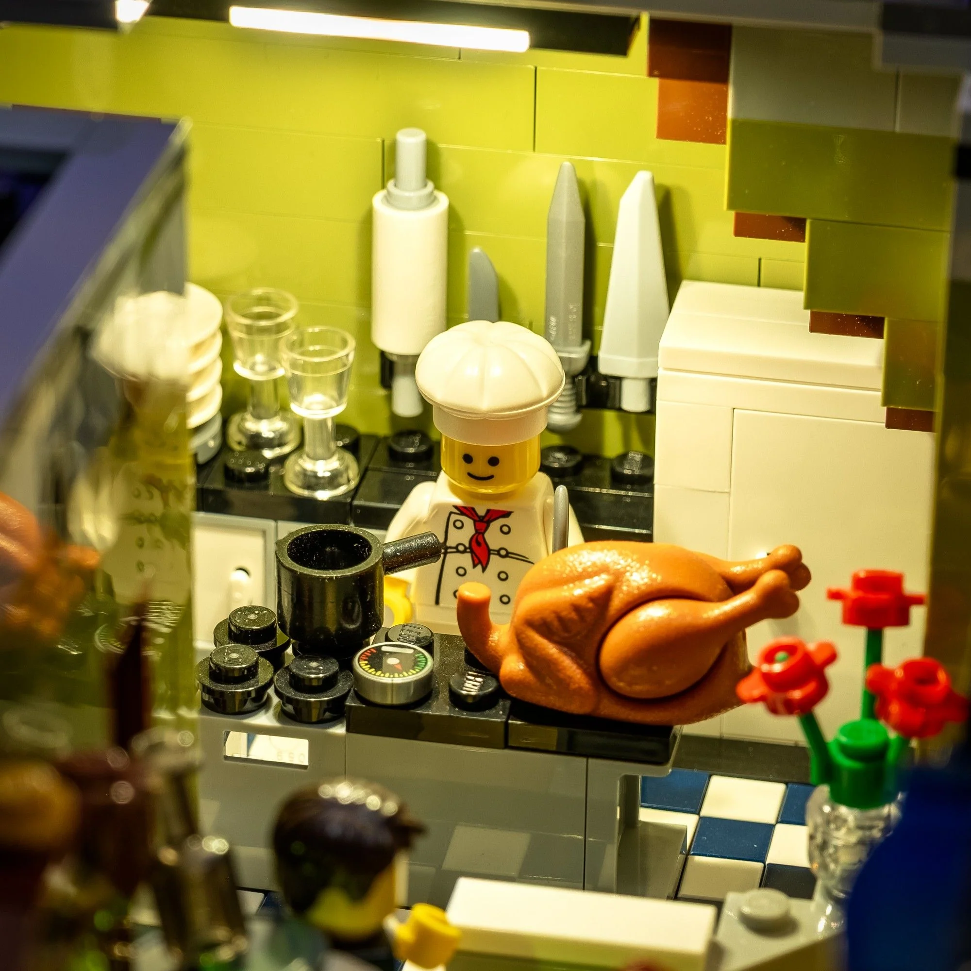 Light Kit for LEGO® Parisian Restaurant #10243 - Image 7