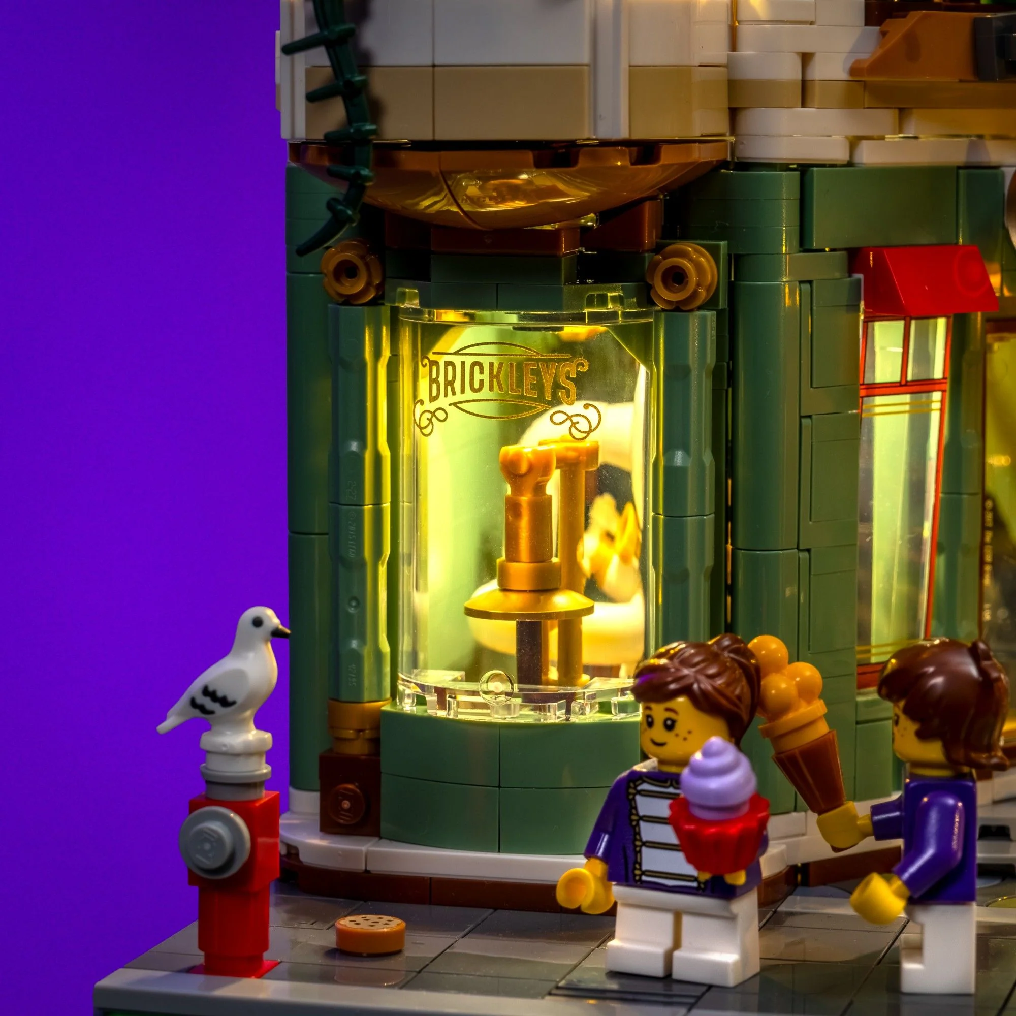 Light Kit for LEGO® Shopping Street #11371 - Image 3