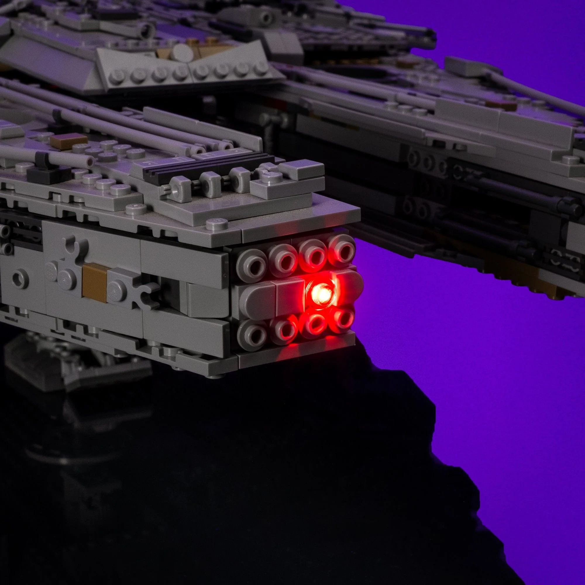 Light Kit for LEGO® Star Wars UCS Millennium Falcon #75192 - Image 3