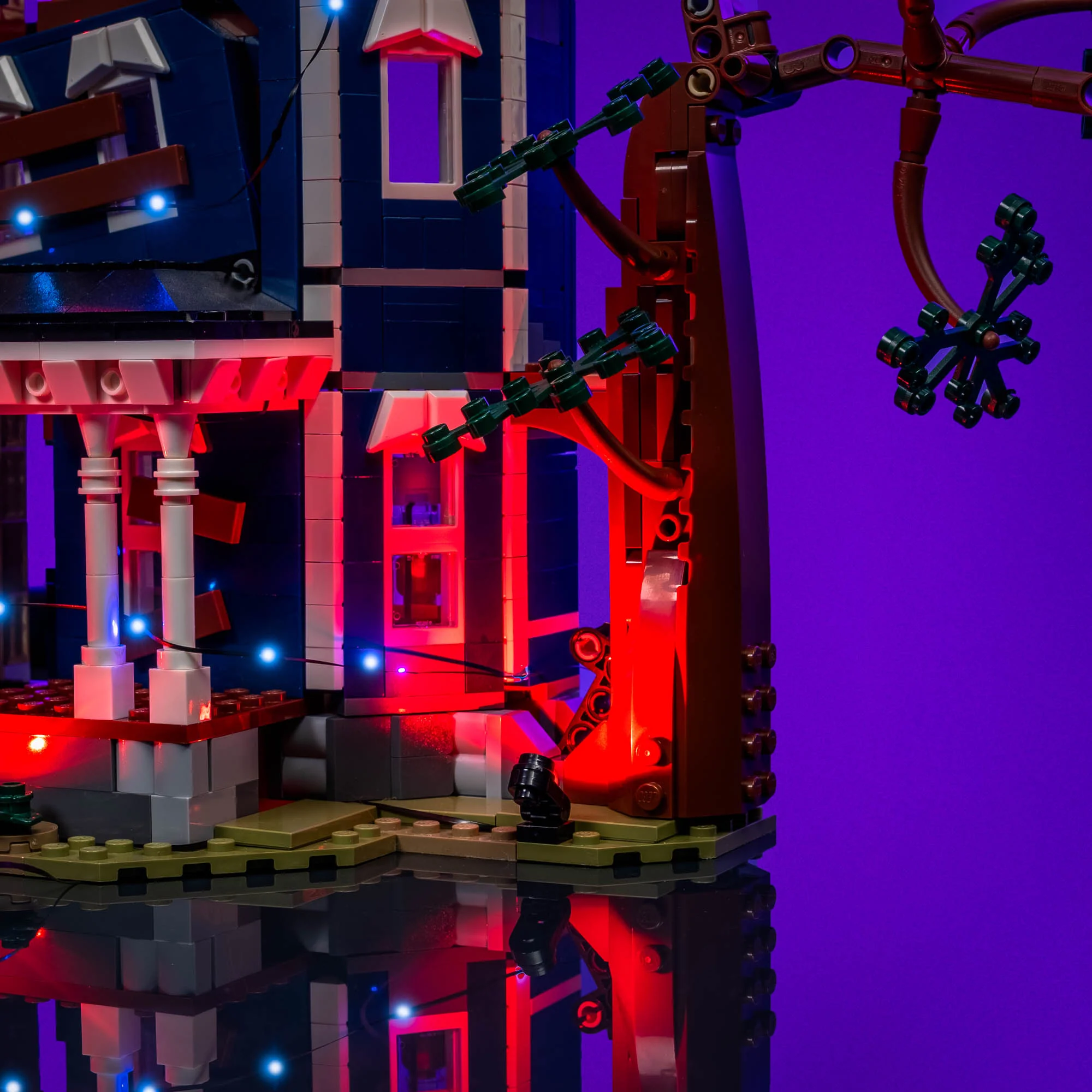 Light Kit for LEGO® The Creel House #11370 - Image 5