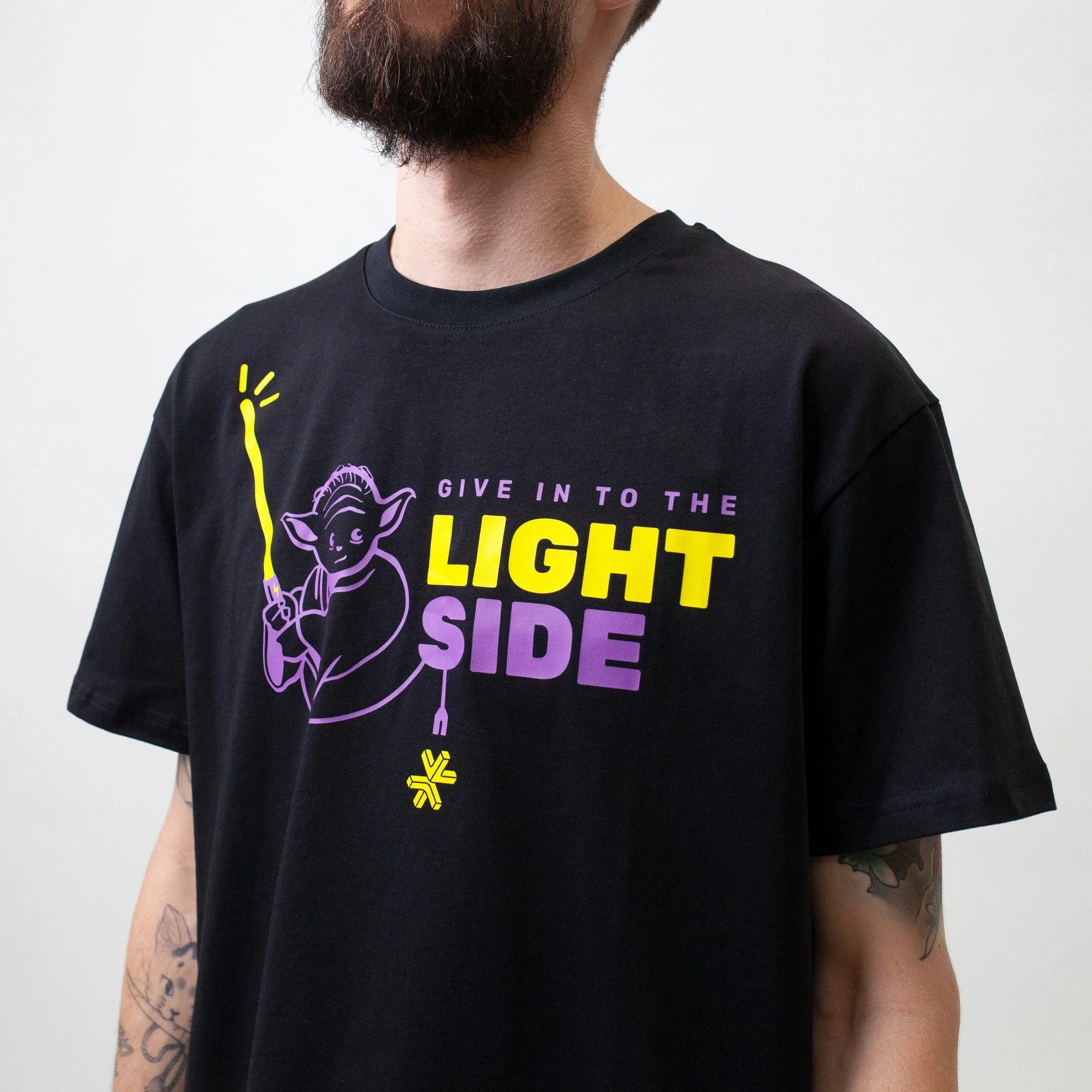 Light My Bricks™ Yoda T-shirt - Image 3